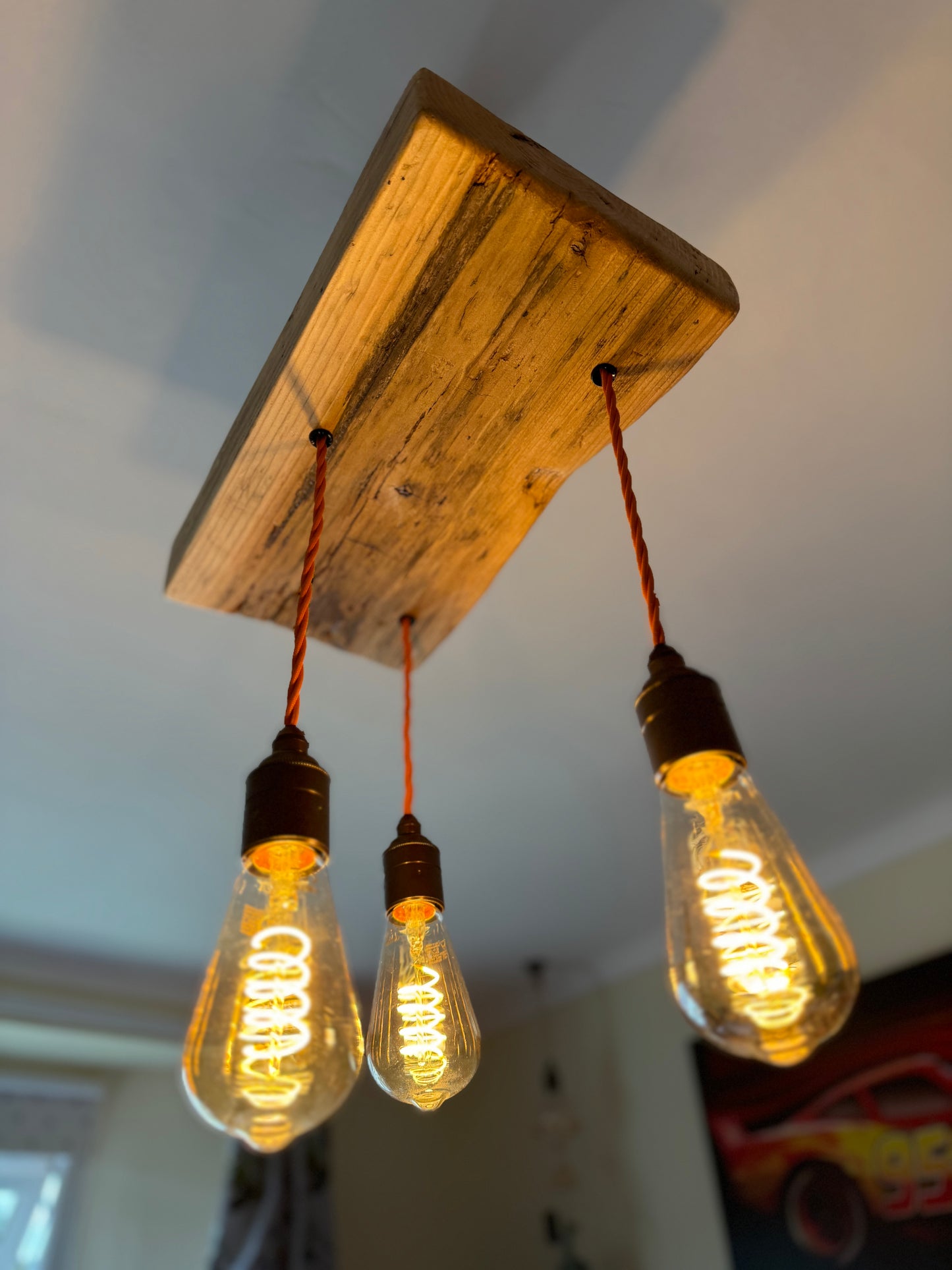 Lustre à poutres en bois triples - Lampe suspendue en grappe d'épinette norvégienne 