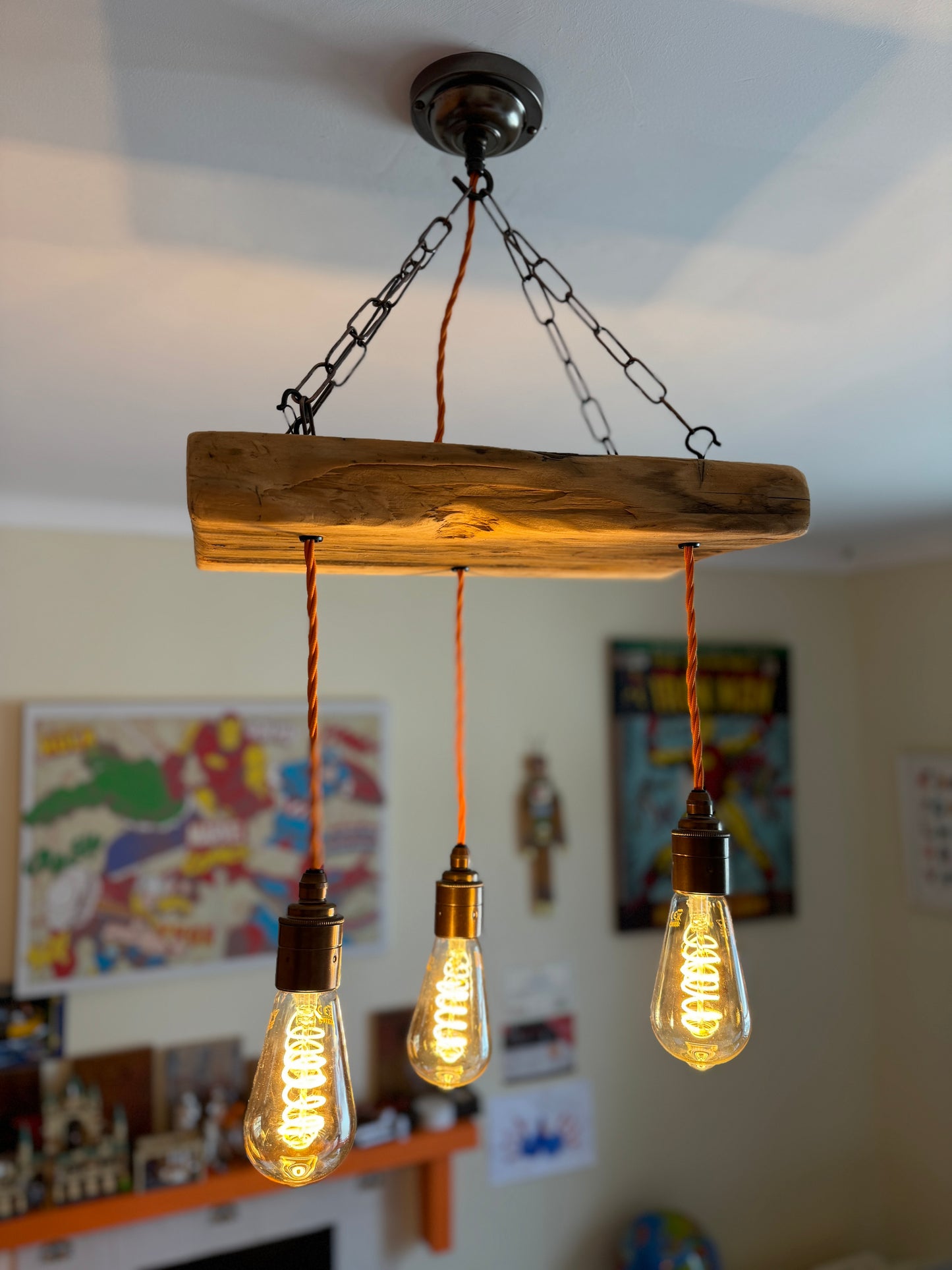 Lustre à poutres en bois triples - Lampe suspendue en grappe d'épinette norvégienne 